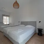 Aparthotel Paraporti Folégandros