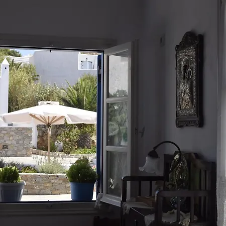 παραπόρτι 2* Φολέγανδρος