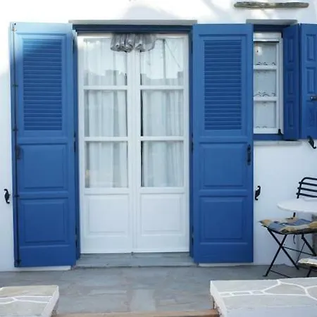 מלון דירות Paraporti 2*