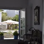 Paraporti 2* Folégandros