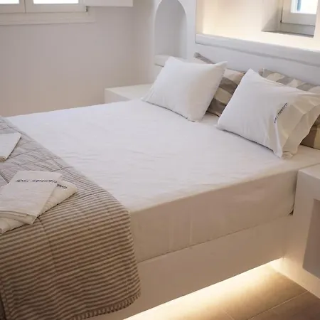 Paraporti Aparthotel Folégandros
