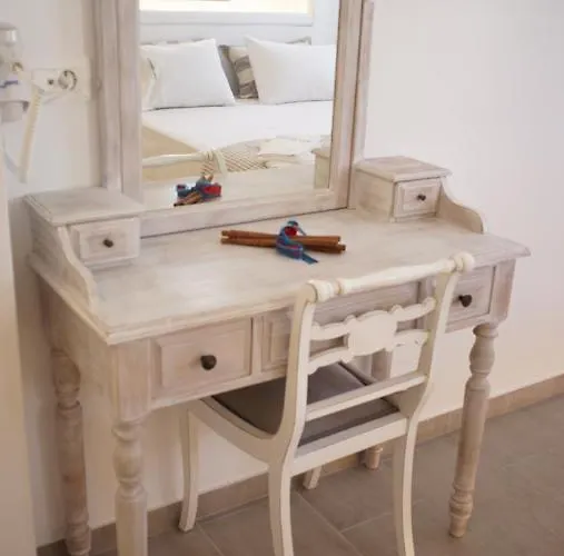 Paraporti Folégandros