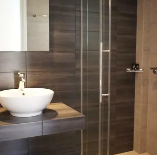 Paraporti Hotel apartamentowy 2*