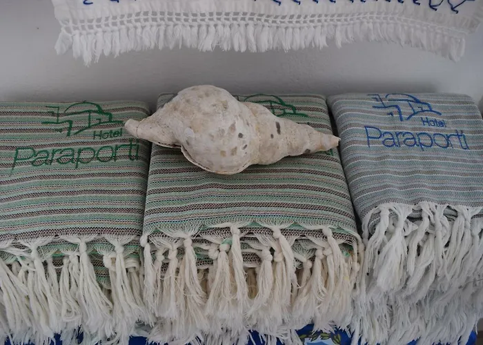 アパートホテル Paraporti 2*